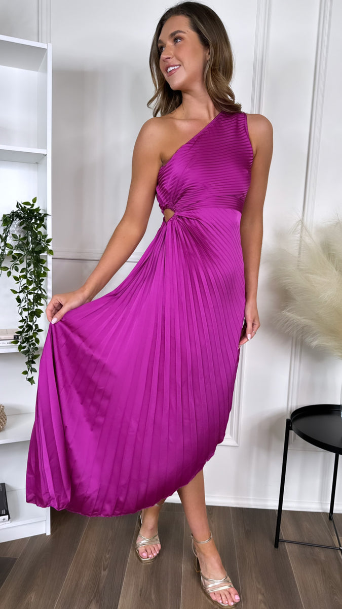 Teagan One Shoulder Asymmetric Dress in Magenta – Get That Trend