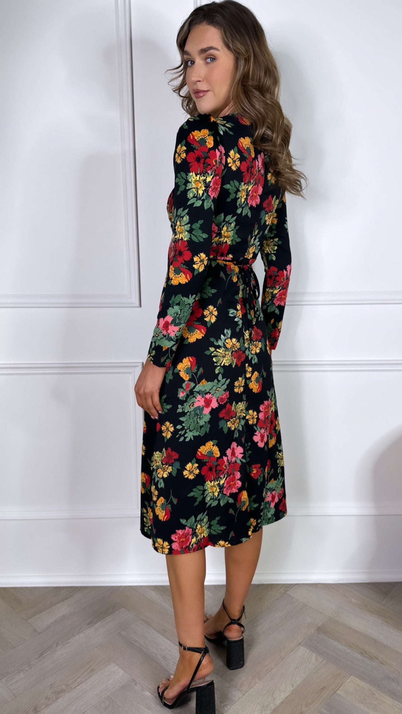 Coen Red & Green Floral Twist Front Midi Dress – Get That Trend