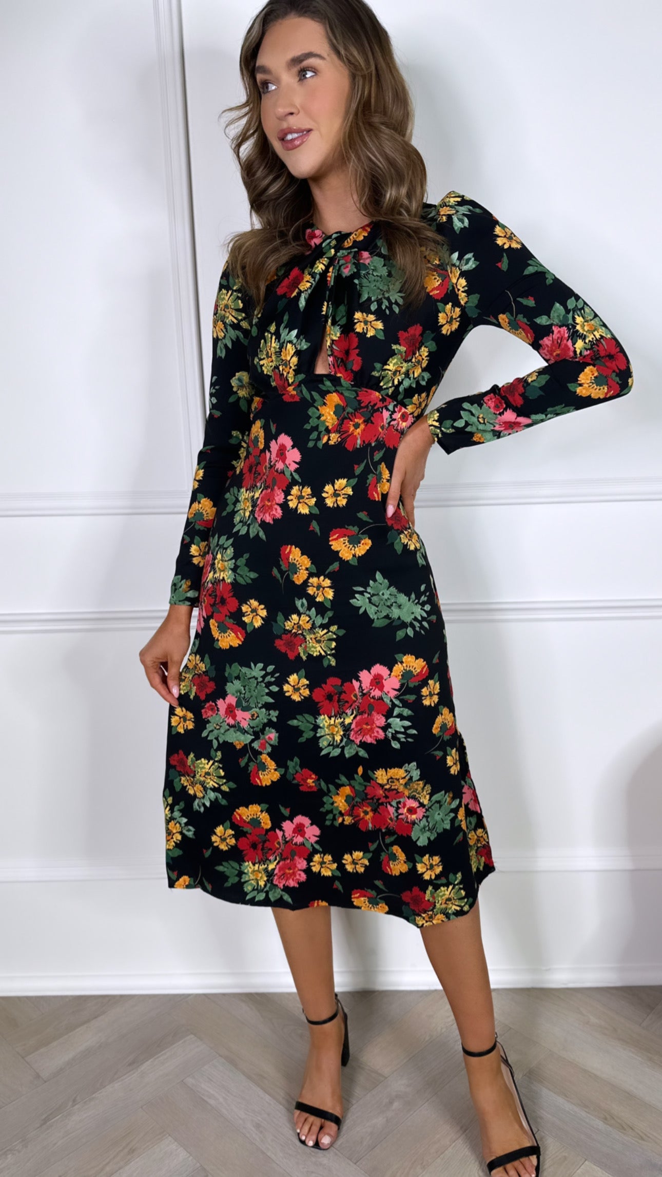 Coen Red & Green Floral Twist Front Midi Dress – Get That Trend