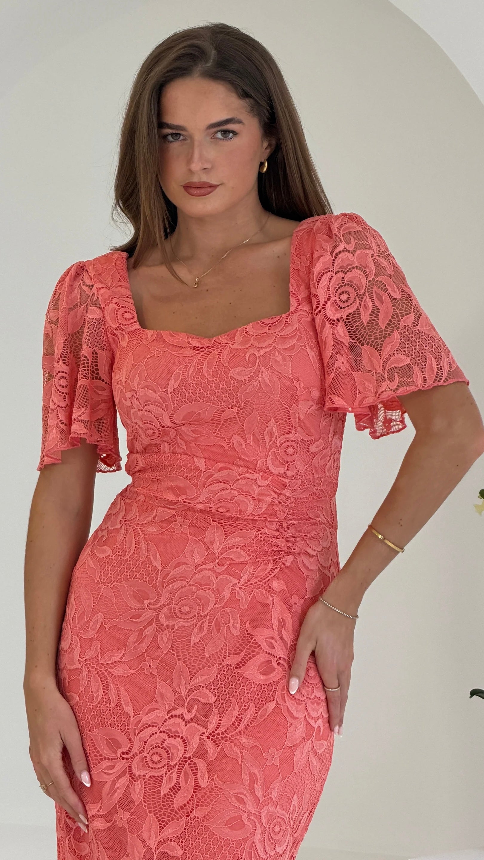 Helen Coral Lace Ruched Midi Dress (PRE-ORDER) – Get That Trend