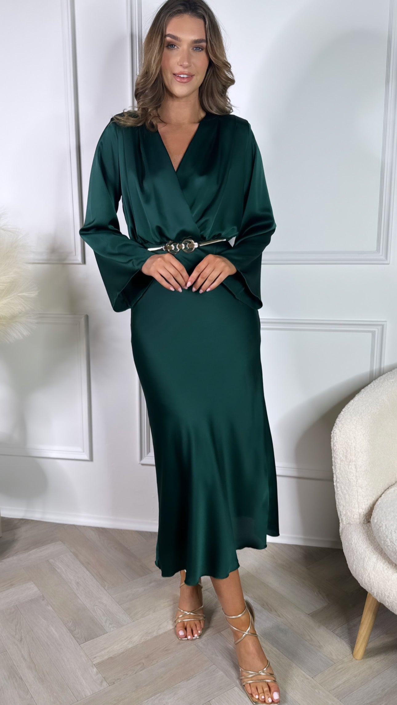 Idris Green Bell Sleeve Midi Dress