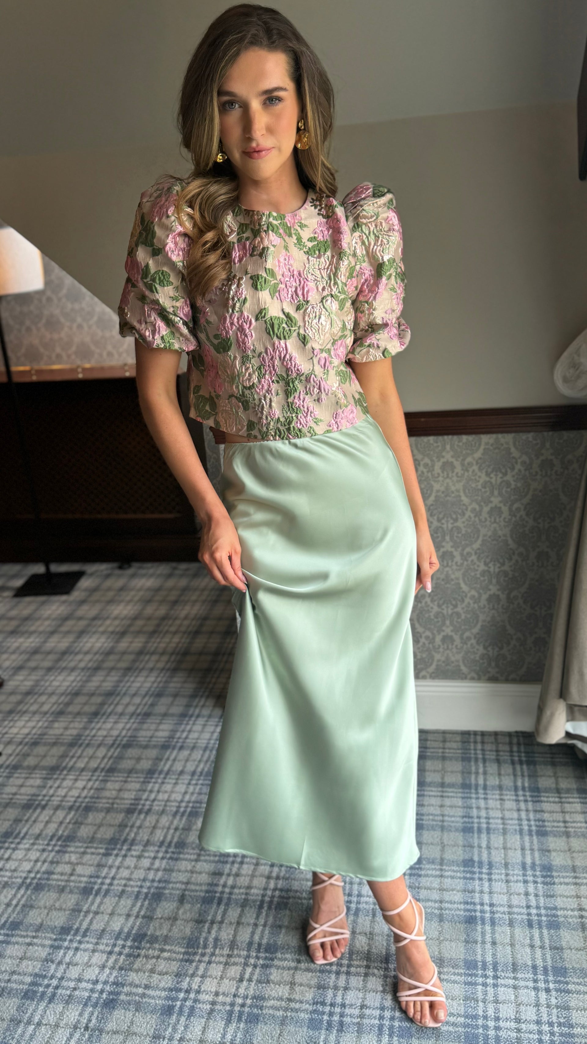 Enya Light Green Satin Slip Skirt – Get That Trend